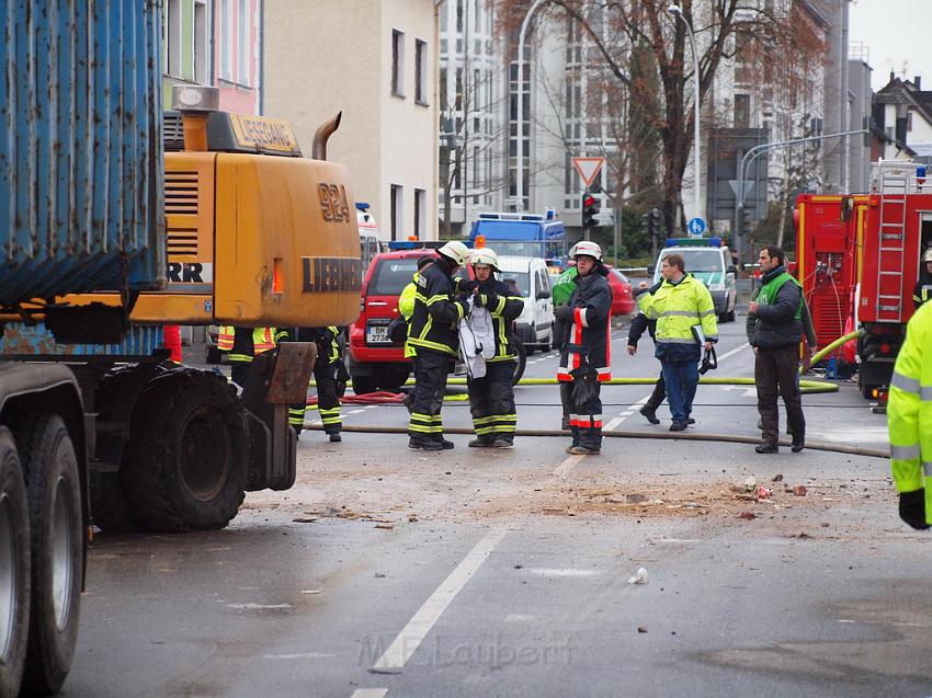 Hausexplosion Bruehl bei Koeln Pingsdorferstr P504.JPG